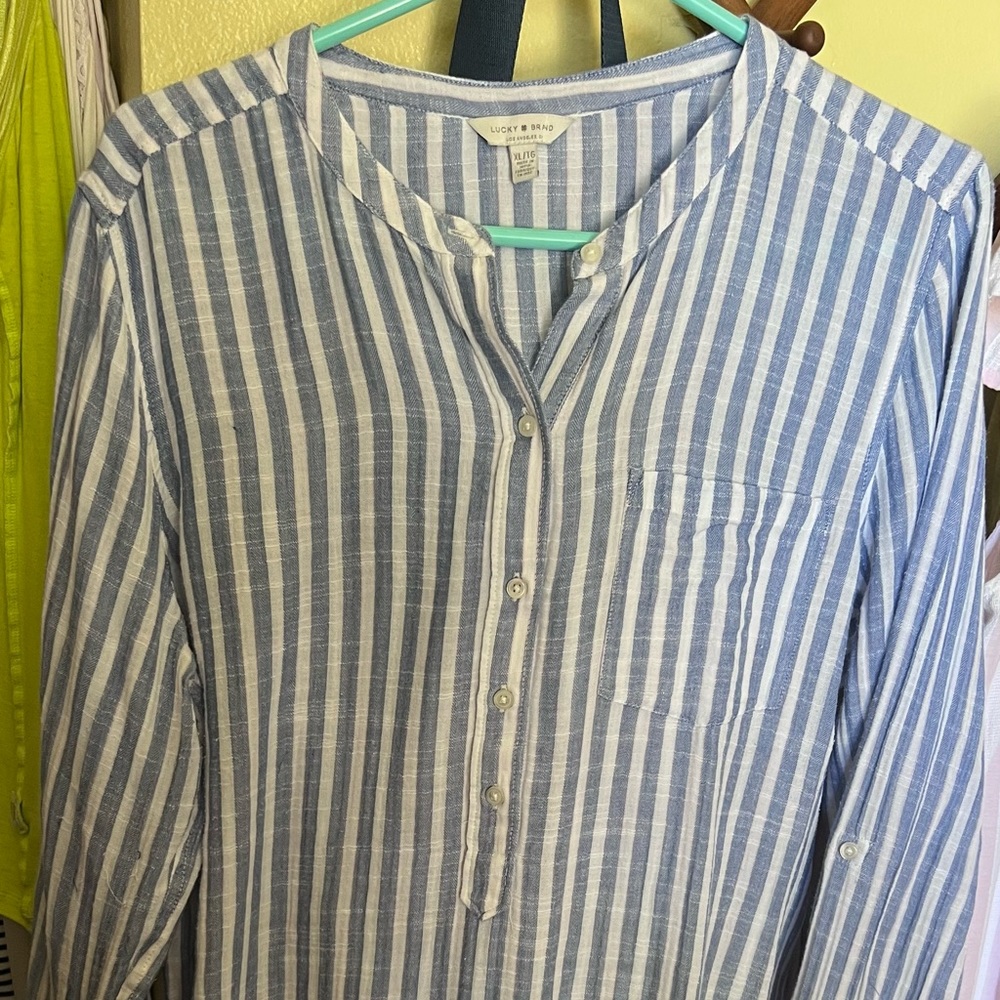 Used. Clothes ( watch the video)